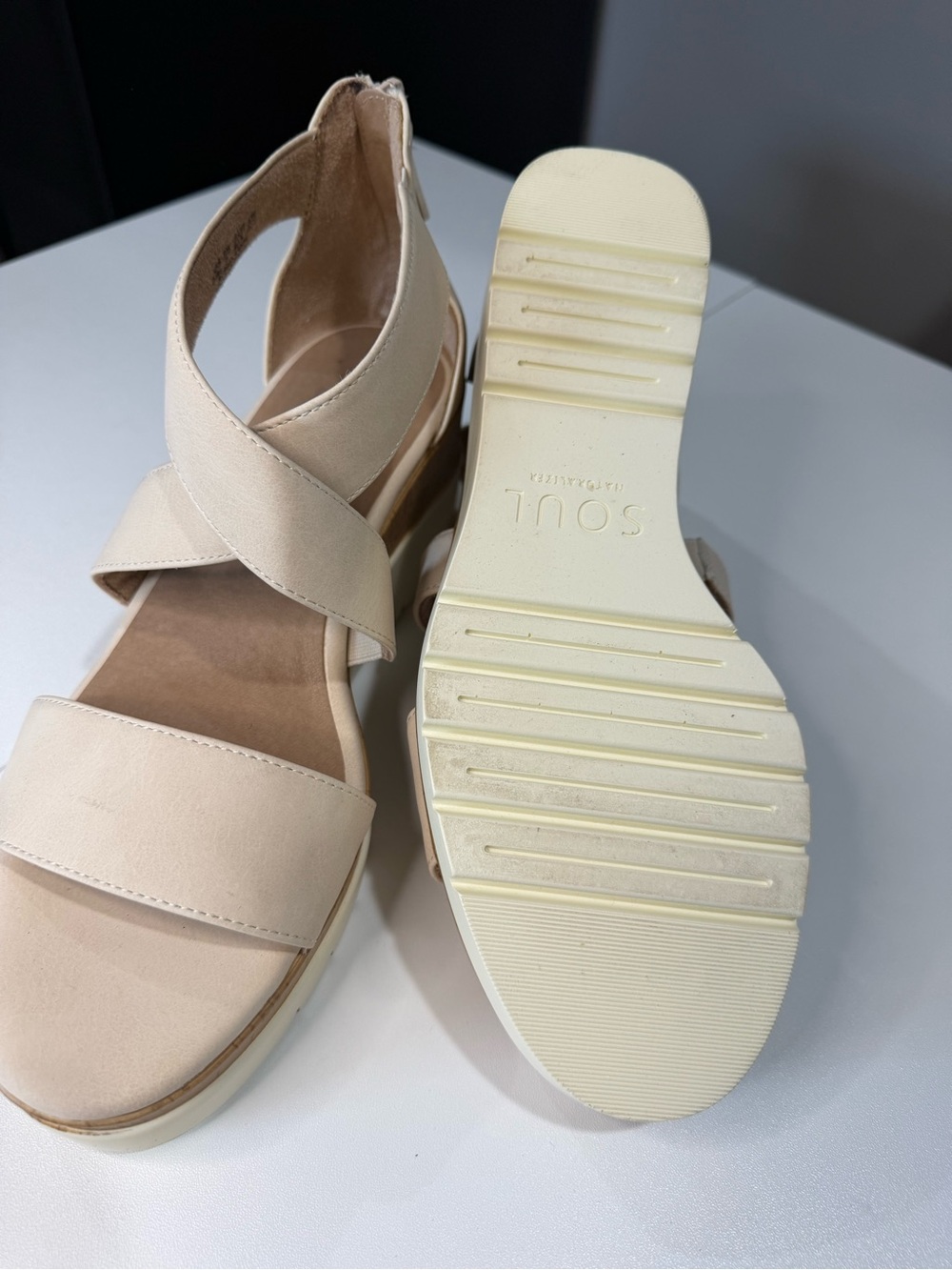 SOUL Naturalizer Cream Crisscross Wedge Sandals - Picture 4 of 5